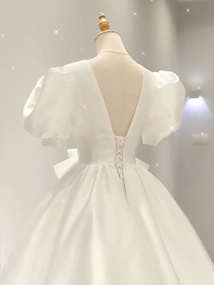 Simple Ball Gown V Neckline Short Sleeves White Satin Wedding Dresses With Bow