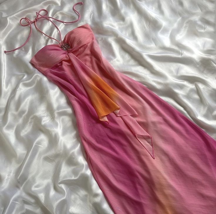 Elegant A line Halter Chiffon Ombre Pink Prom Dresses Evening Dress With Beads