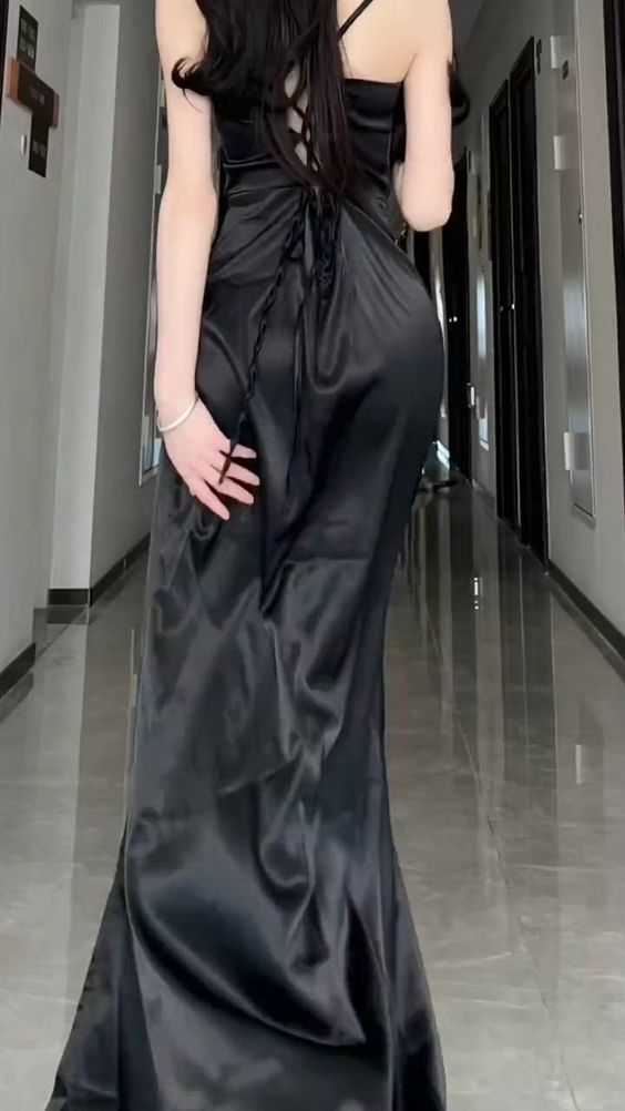Sexy Sheath Spaghetti Straps Black Floor Length Prom Dress Formal Dresses With Slit