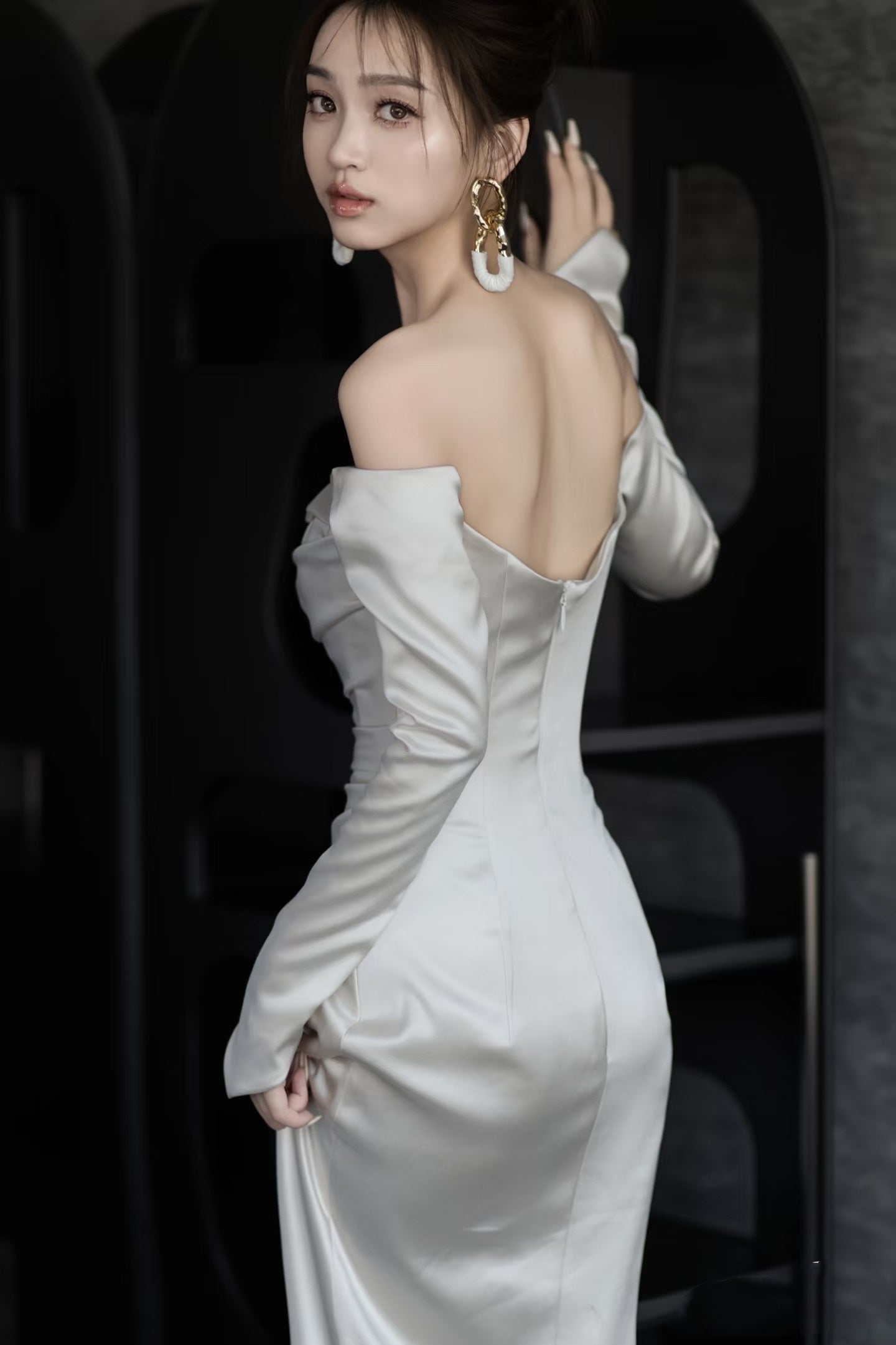 Unique Mermaid Off The Shoulder Long Sleeves Wedding Dresses Ivory Brides Dress