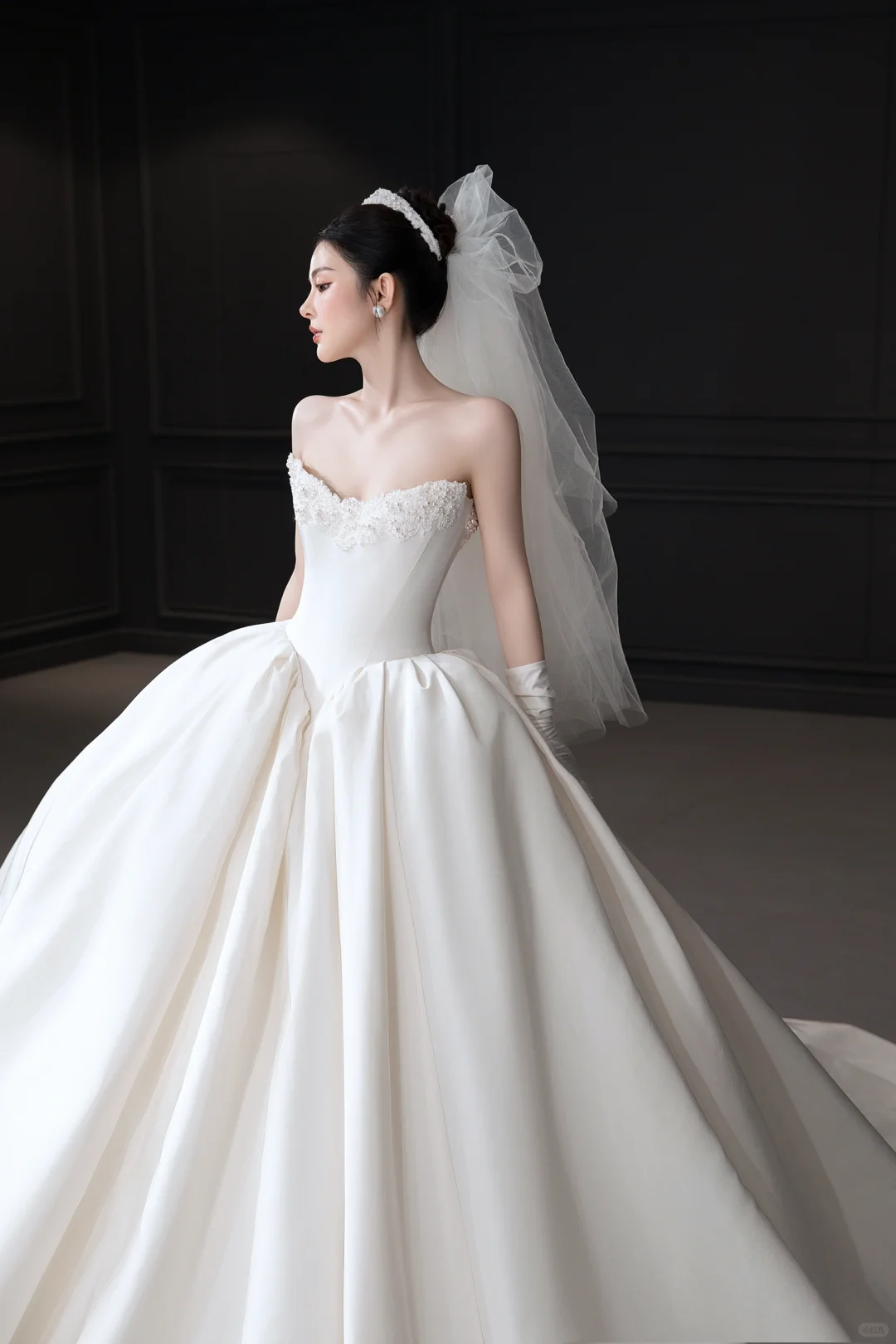 Simple Elegant Ball Gown Strapless Satin Applique With Veil Gloves Long Wedding Dresses - View 4 | VelvetHem