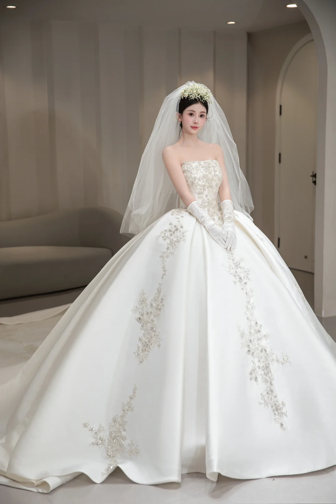 Dreamy Ball Gown Strapless Satin Applique With Veil Gloves Long Wedding Dresses