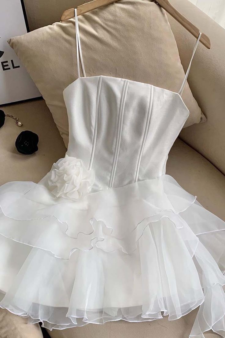 Spaghetti Straps Sleeveless Floral Tulle Satin A-Line Mini Homecoming Dress