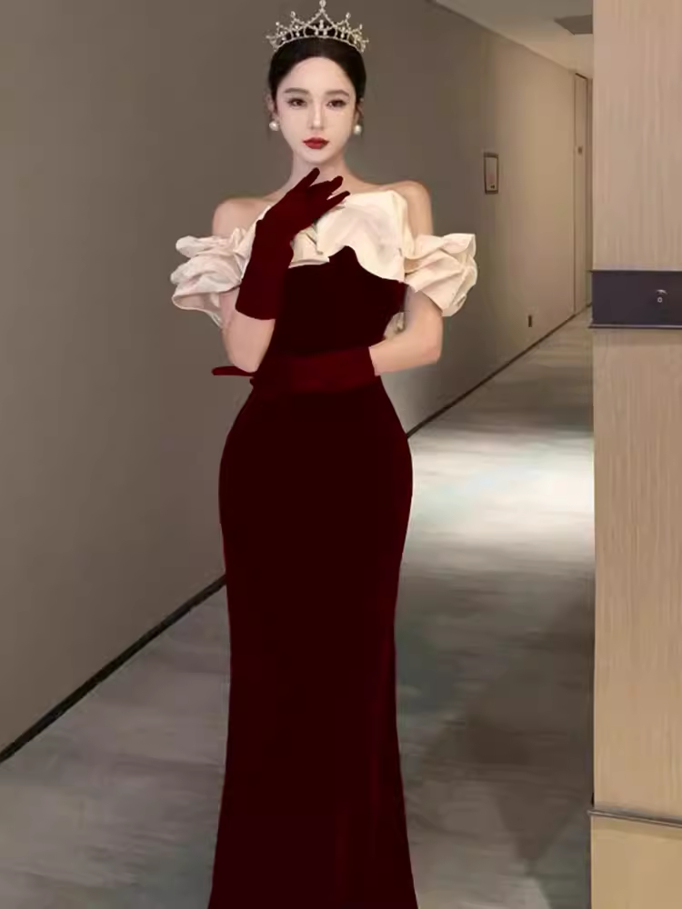 Sexy Mermaid Burgundy Velvet Prom Dresses With Gloves C43 - View 5 | VelvetHem