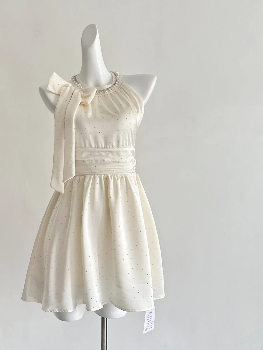 Pretty 19th A Line Halter Satin Beads Short Homecoming Dress Birthday Outfits