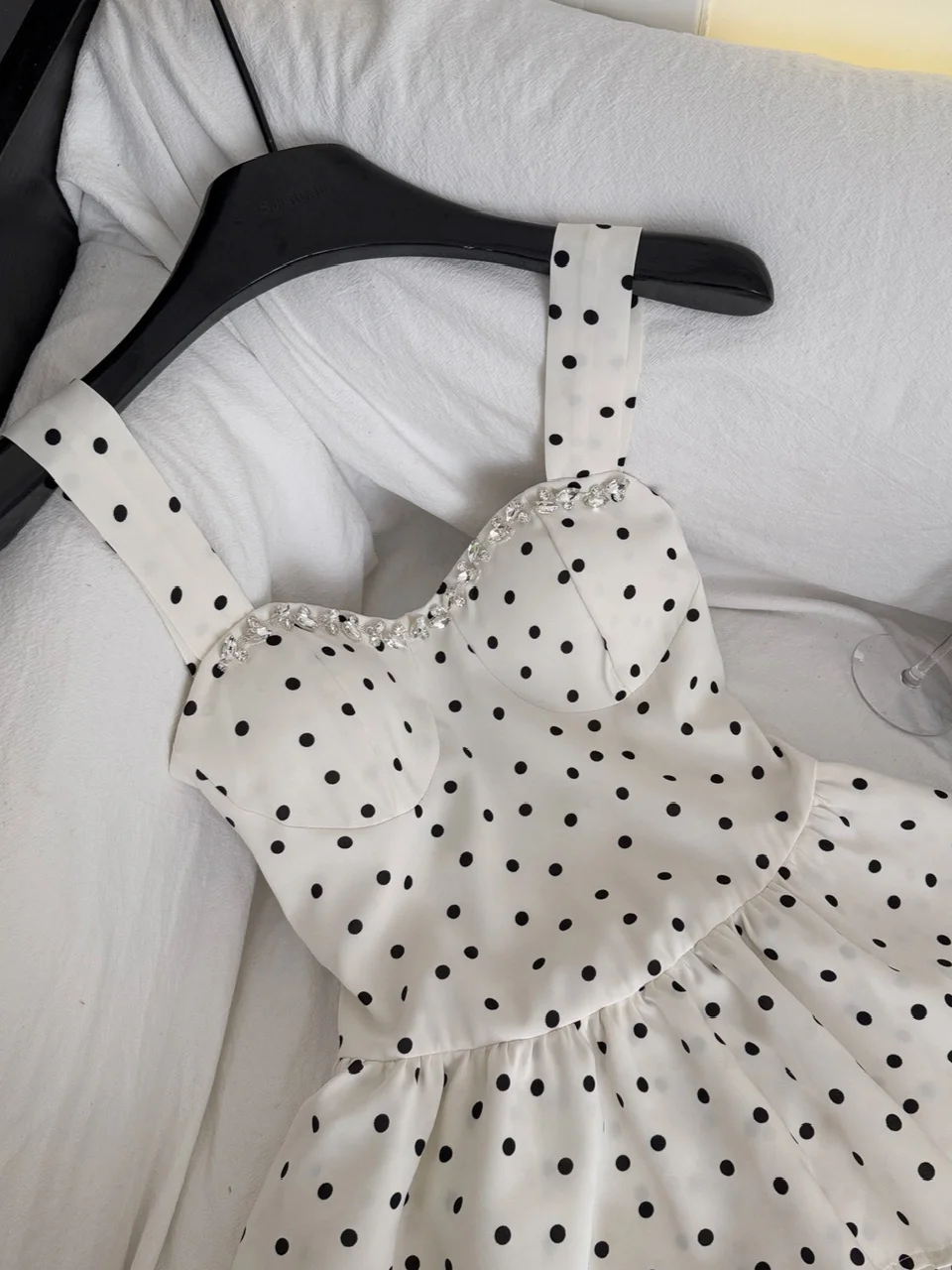 Pretty 17th A Line Sweetheart Satin Polka Dots Beads Short Homecoming Dress Birthday Outfits - View 3 | VelvetHem