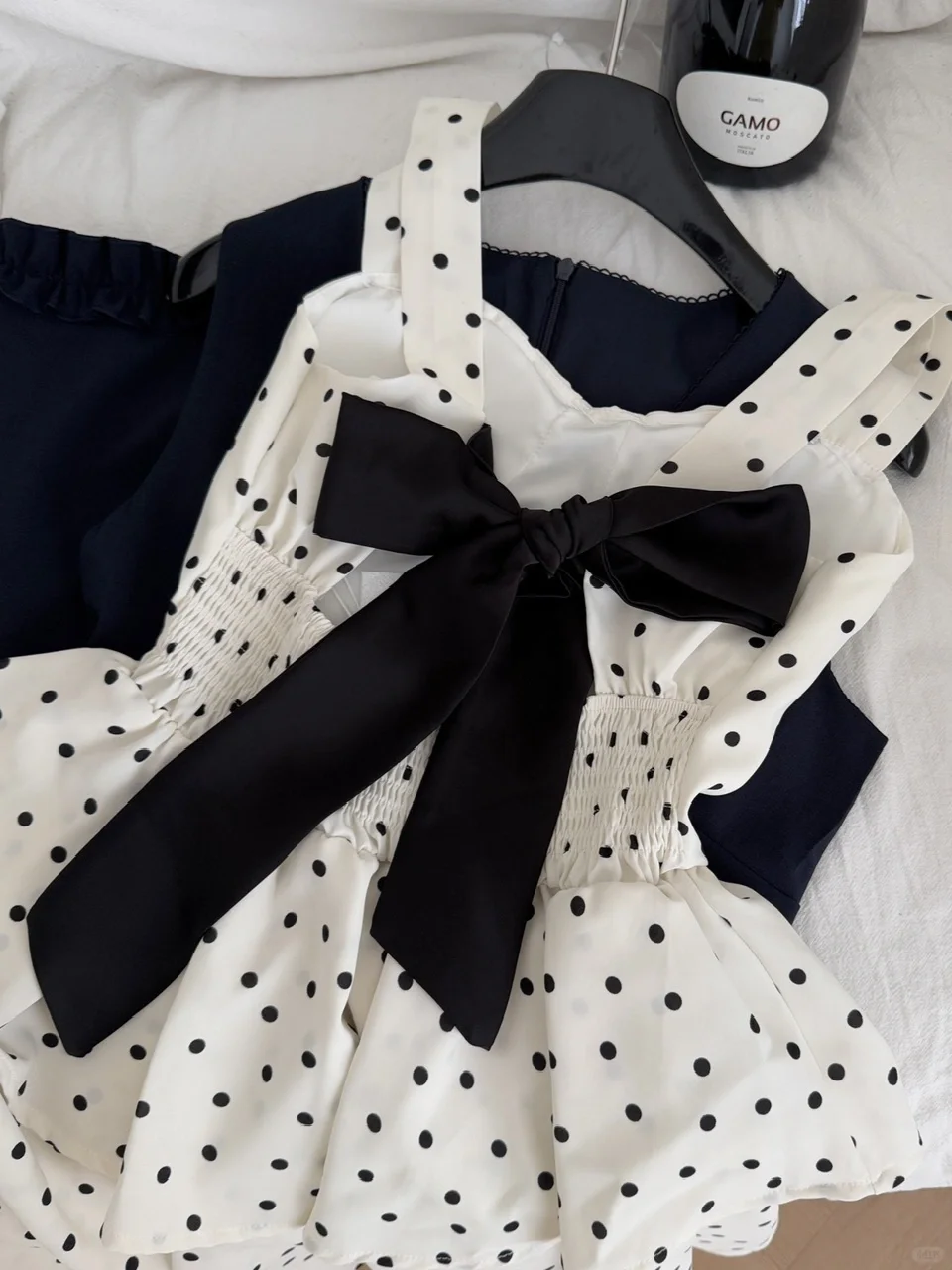 Pretty 17th A Line Sweetheart Satin Polka Dots Beads Short Homecoming Dress Birthday Outfits - View 4 | VelvetHem