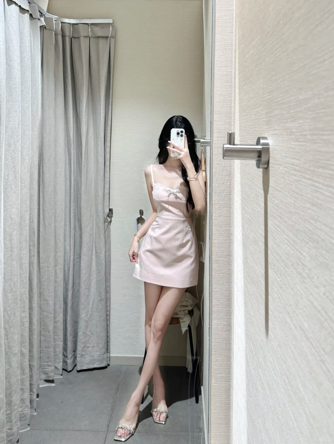 Pretty A Line Spaghetti Straps Satin Short Homecoming Dress 18th Birthday Outfits