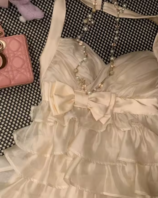 Cute A Line Halter Layer Chiffon Lace Short Homecoming Dress 17th Birthday Outfits - View 4 | VelvetHem