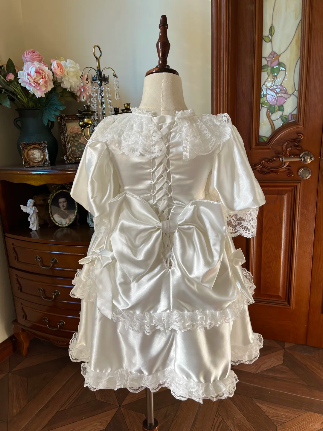 Vintage Princess A Line Tiered Satin Lace With Short Sleeves Flower Girl Dress - View 5 | VelvetHem