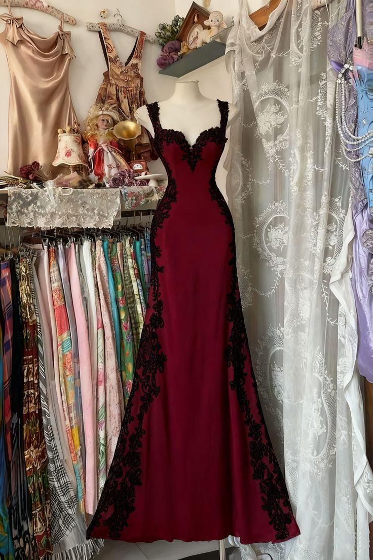 Pretty Mermaid Sweetheart Satin Lace Long Prom Dress, Evening Dress - View 8 | VelvetHem