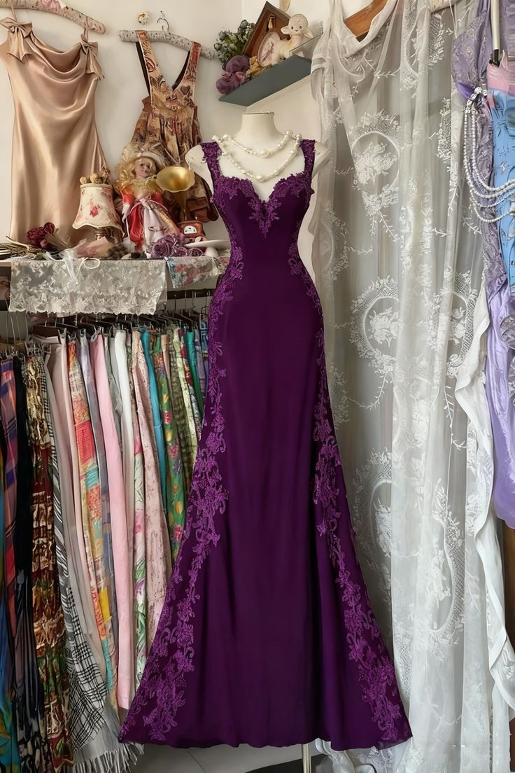 Pretty Mermaid Sweetheart Satin Lace Long Prom Dress, Evening Dress - View 9 | VelvetHem