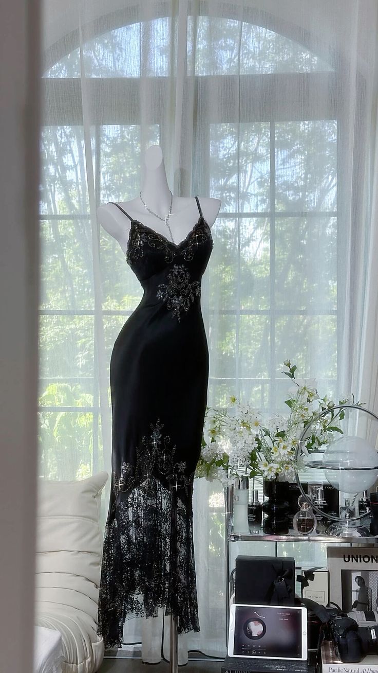 Black Charming Mermaid Spaghetti Straps Satin Lace Sequin Without Sleeves Long Prom Dress, Evening Dress