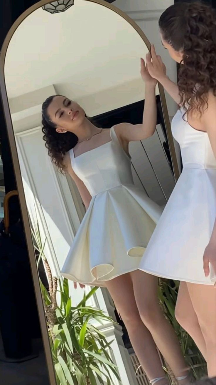 Sexy A Line Straps Ivory Satin Short Homecoming Dress Birthday Outfits