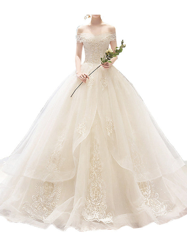 Casual Plus Size A-Line Wedding Dresses Off Shoulder Lace Sleeveless Bridal Gowns with Court Train