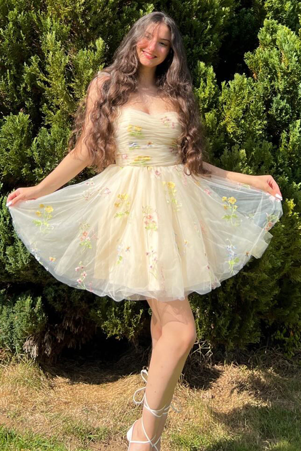 Champagne Homecoming Dresses A-Line Embroidery Short Cocktail Dresses