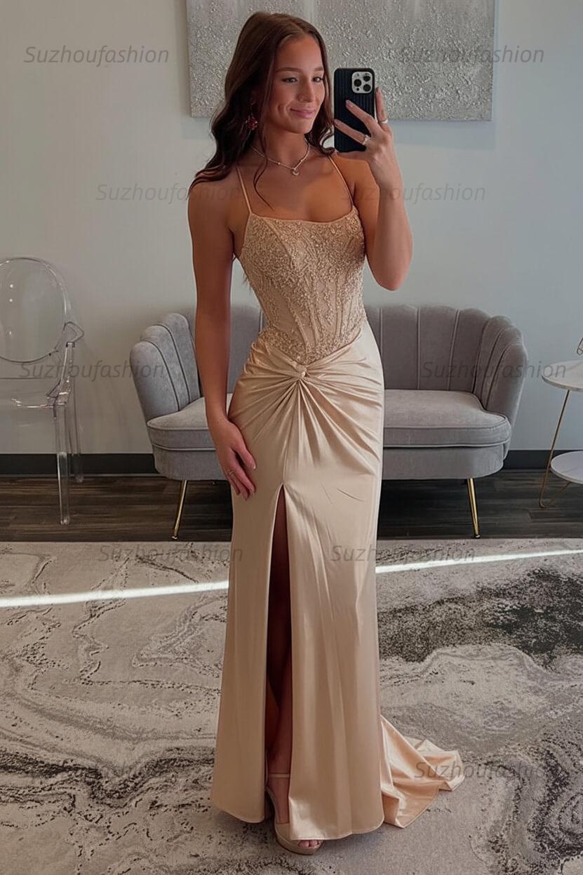 Red Prom Dress Spaghetti Straps Ruhed Long Lace Formal Dress With Appliques