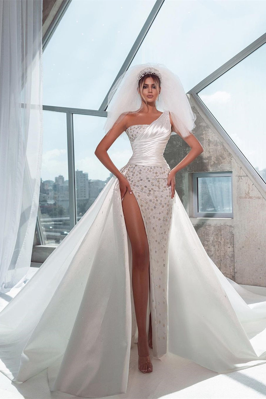 Charming Sleeveless One-Shoulder Mermaid Bridal Dress with Split