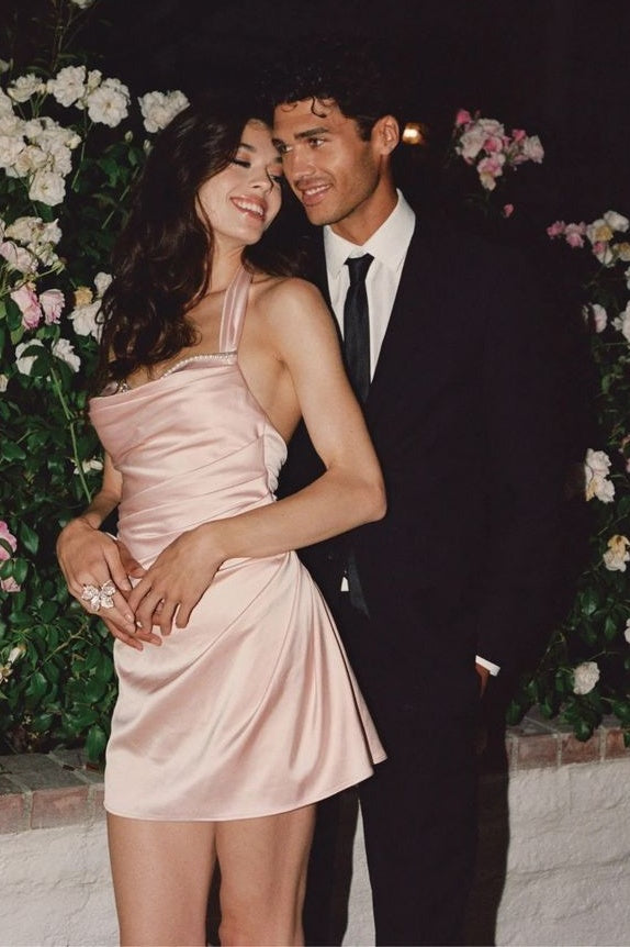 Charming Sheath Halter Neck Light Pink Short Homecoming Dress with Pearls