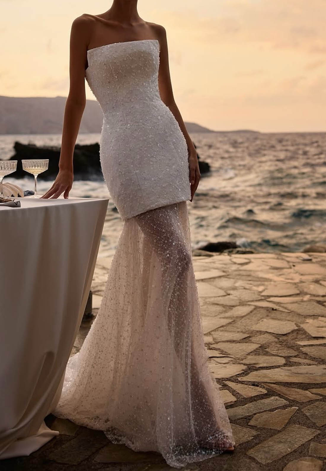 Charming Sleeveless Strapless Sequins Wedding Dress