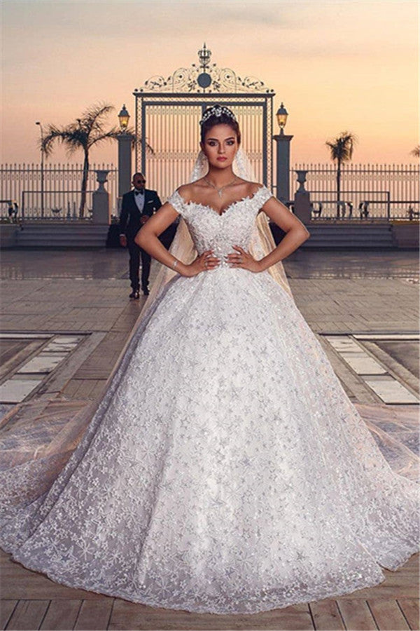 Chic Appliques Off-the-shoulder Wedding Dresses | Sweep Train Sleeveless Bridal Dresses