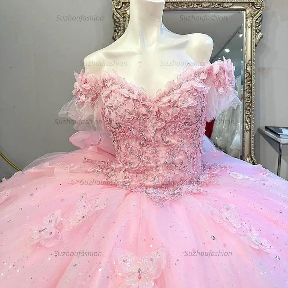 Chic & Cute Ball Gown Off Shoulder 3D Butterfly Lace Appliques Bow Knot Pink Tulle Quinceanera Dress Princess Party Gown For Sweet 16