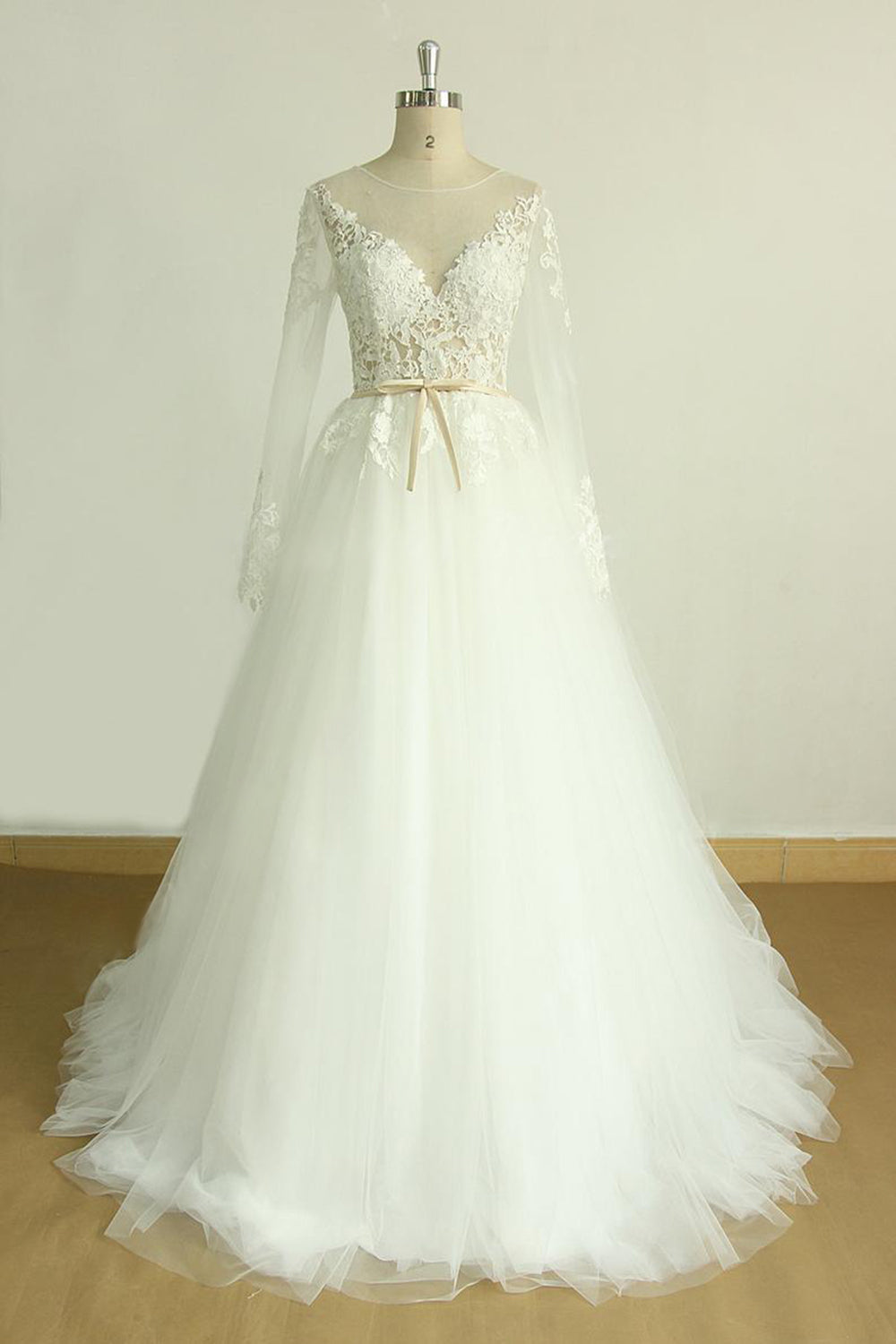Chic Jewel Longsleeves Tulle Wedding Dress | Appliques Lace A-line Bridal Gowns