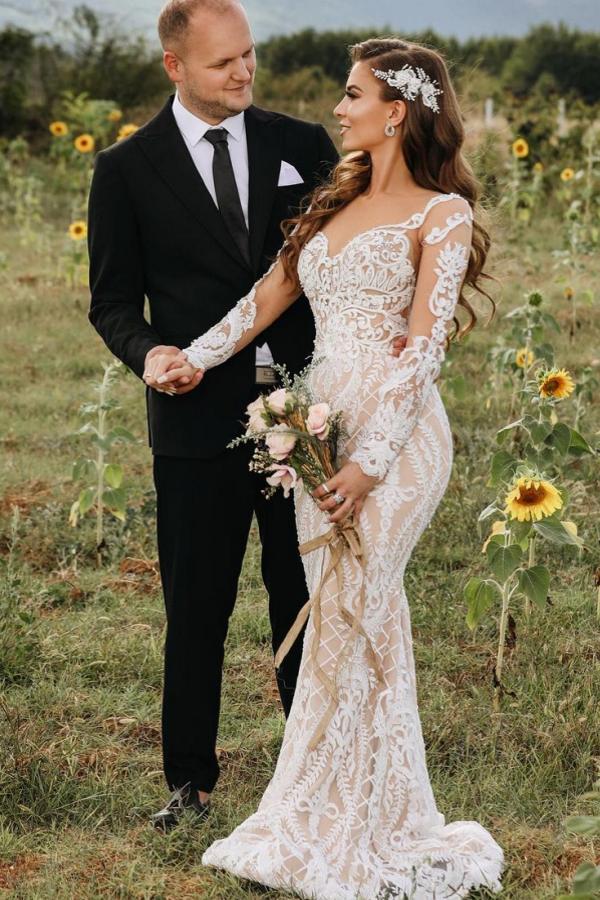 Chic Long Sleeve Boho Beach Wedding Dress Mermaid Lace Bridal Gowns