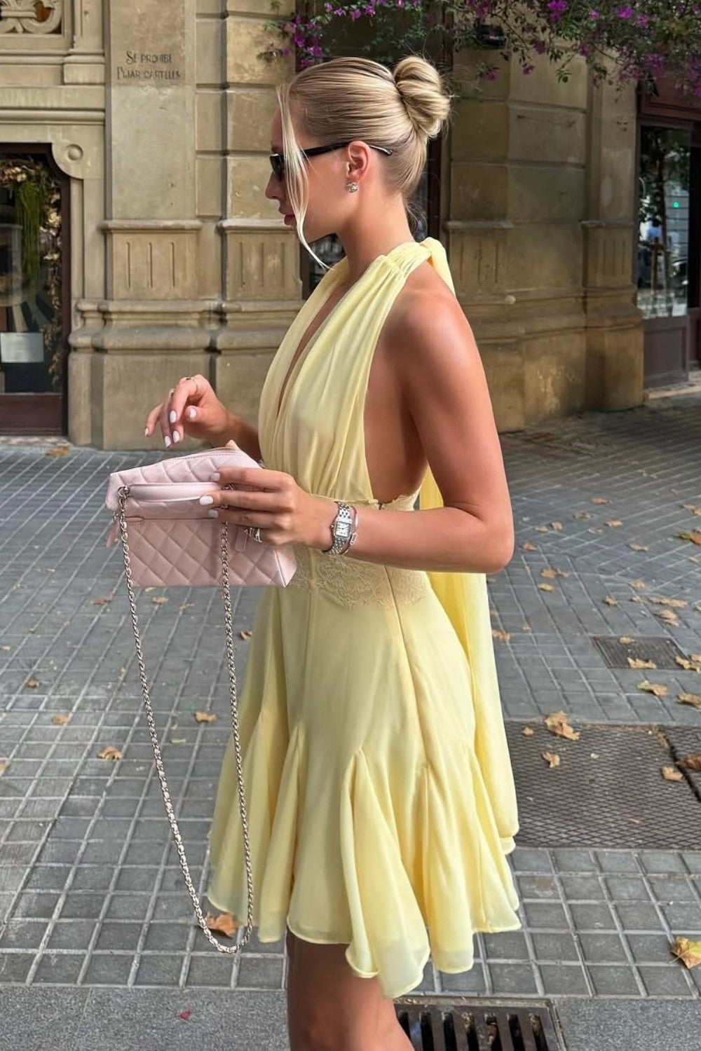 Chic Light Yellow Halter Homecoming Dress with Deep V-Neck and Flowy Skirt