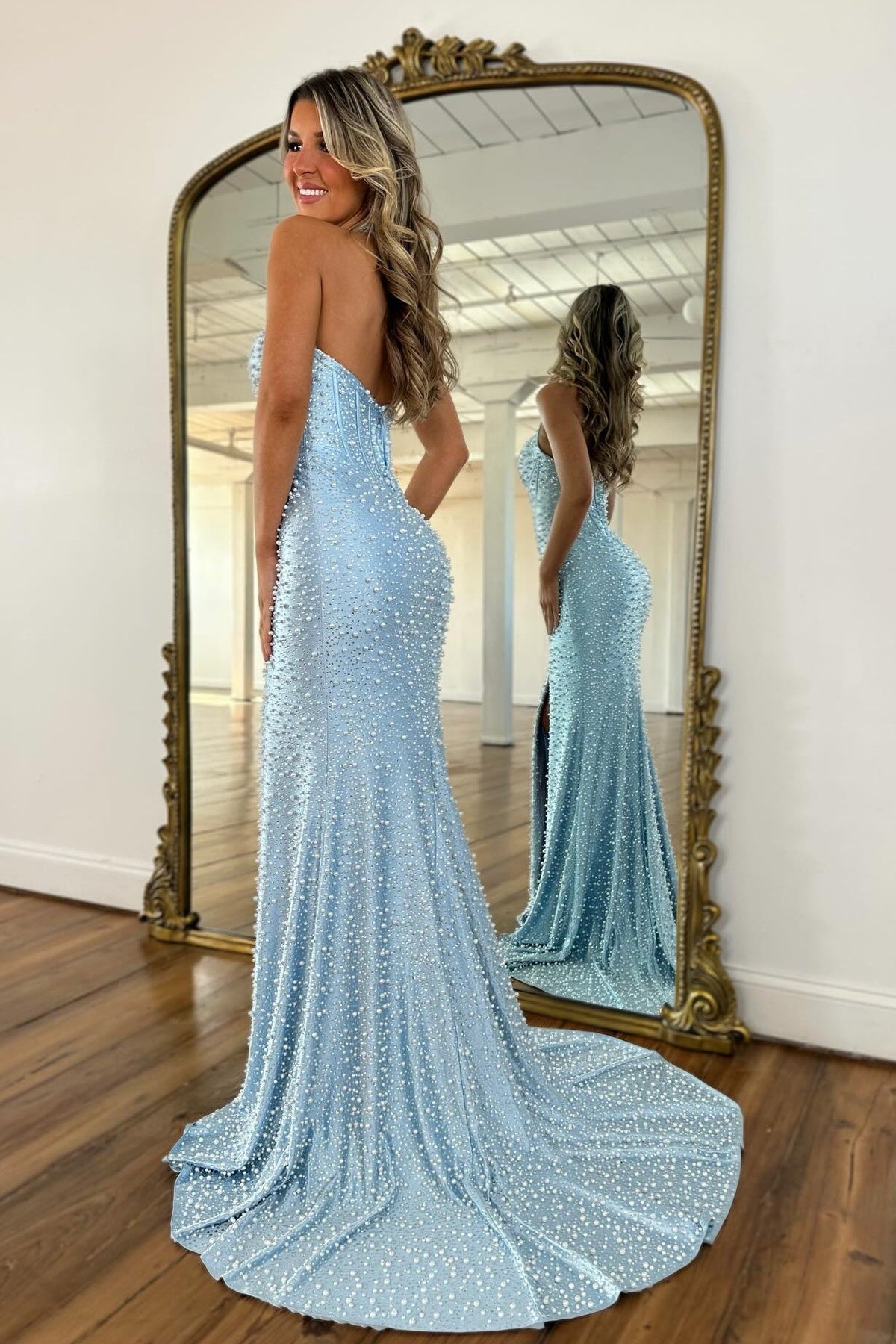 Luxury Mermaid Halter Neck Pink Corset Prom Dress with Pearls and Slit - View 6 | VelvetHem