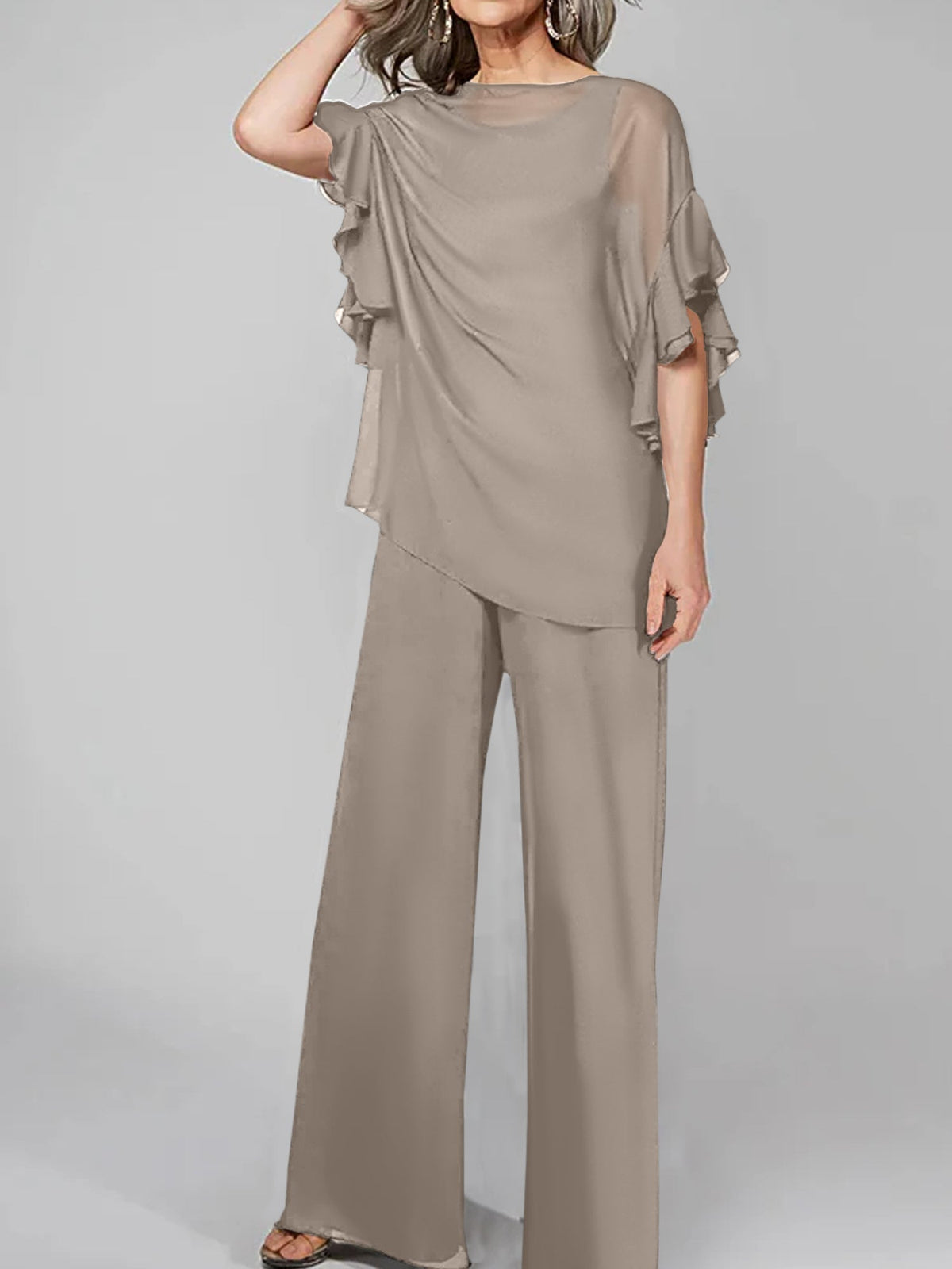 Chiffon Mother of the Bride Pantsuits with Scoop Neck and Half Sleeves