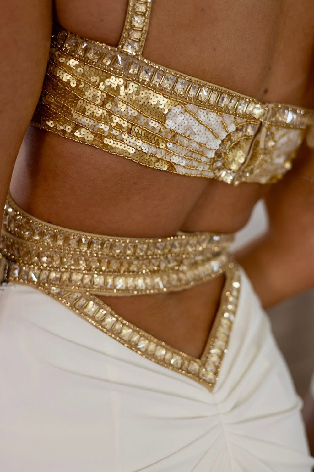 Classis Sheath Spaghetti Straps White Short Homecoming Dress with Gold Beading