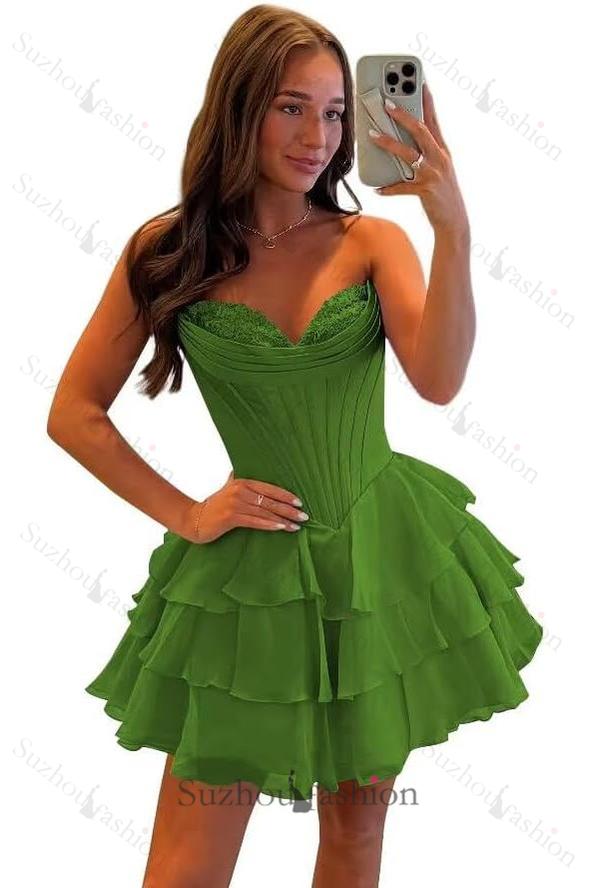Fuchsia A Line Homecoming Dresses Corset Short Cocktail Dresses With Ruffles