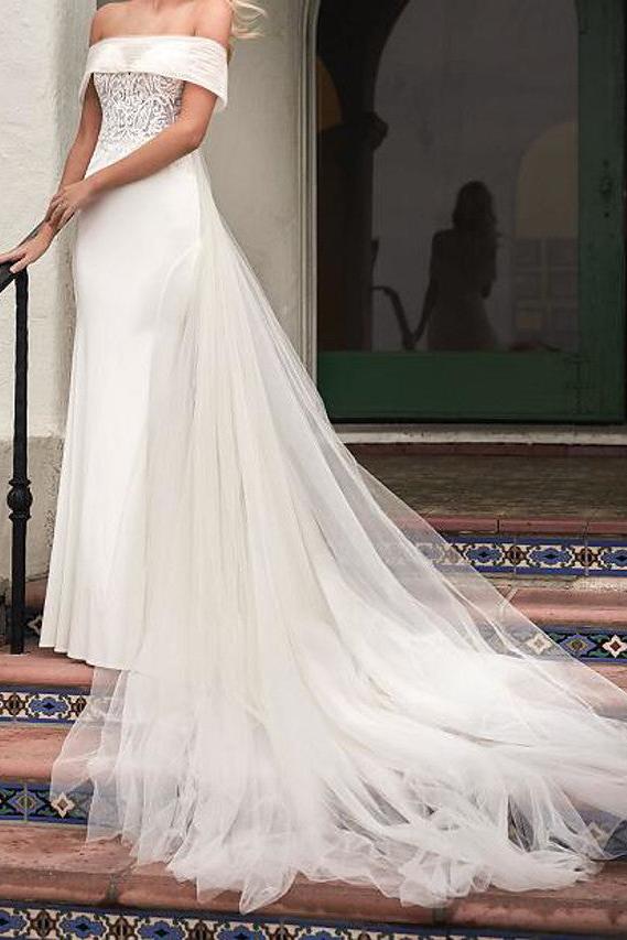 Country Plus Size Mermaid Beach Wedding Dress Strapless Tulle Sleeveless Bridal Gowns with Sweep Train