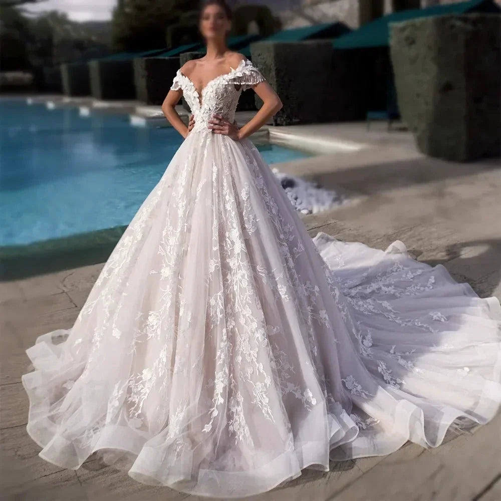 Custom Gorgeous Appliques Flowers Ball Gown Wedding Dresses Luxury Beading Boat Neck Lace Up Princess Robe De Mariée by payinti