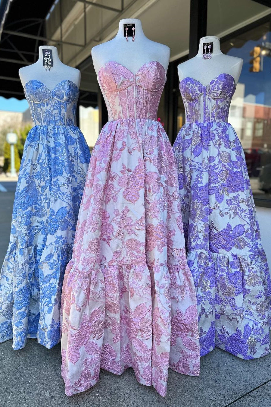 Cute A-Line Sweetheart Zipper Back Long Floral Prom Dress - VelvetHem