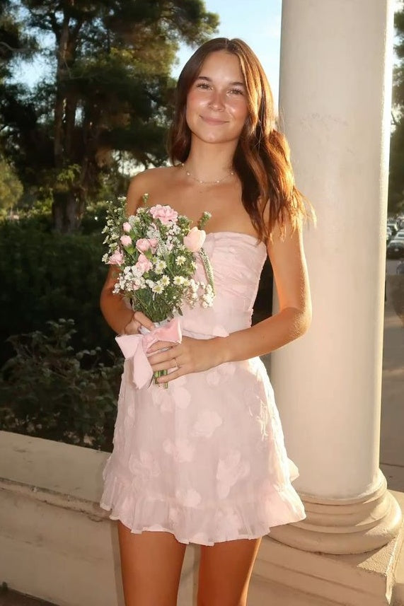 Cute Sheath Sweetheart Light Yellow Short Homecoming Dress with Bowknot