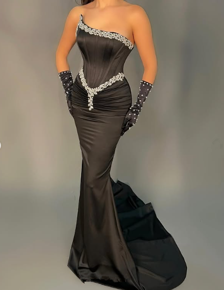Classy Black Strapless Mermaid Evening Dress Satin Beaded Prom Dress With Gloves Y8530 - VelvetHem