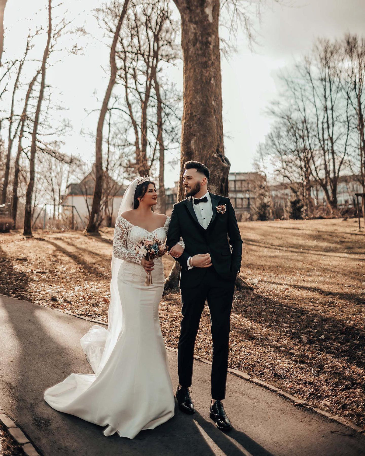 Designer Lace Mermaid wedding dresses with sleeves