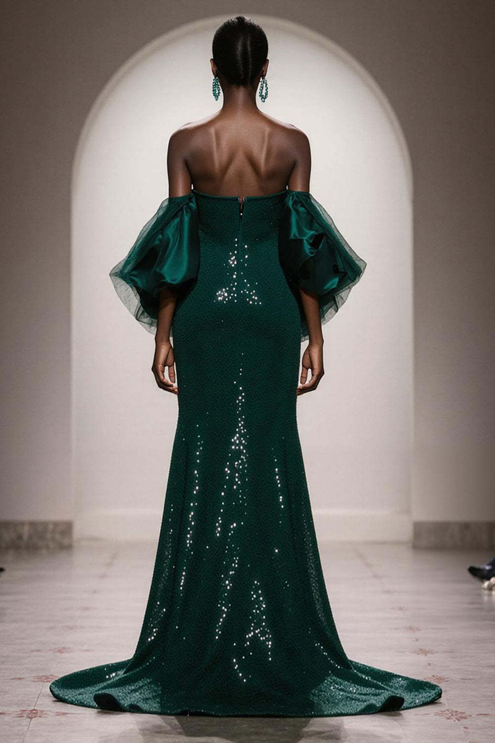 Suzhoufashion Elegant Dark Green Mermaid Strapless Sequin Long Prom Dress With Sleeves