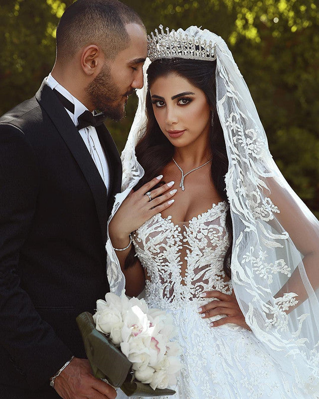 Elegant Lace Straps Wedding Dresses |  Luxury Open Back Sleeveless Bridal Gowns