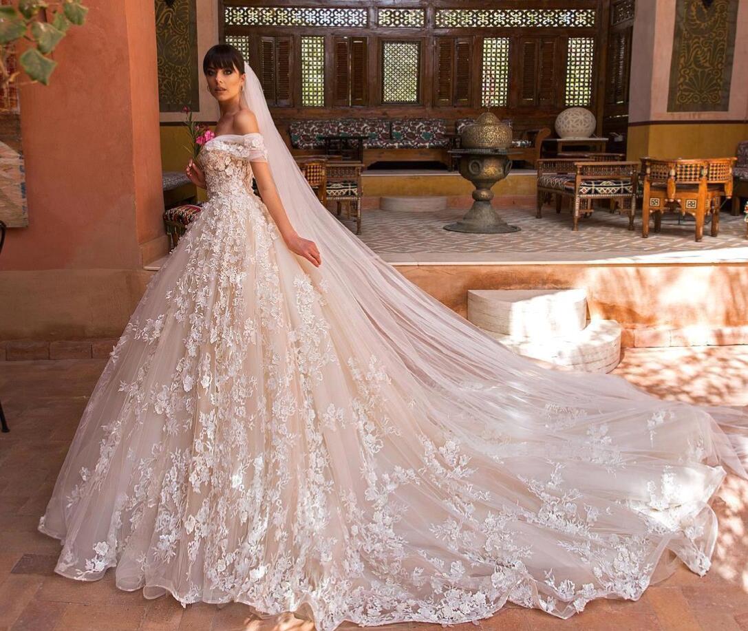Elegant Off Shoulder Tulle Wedding Dresses  | Puffy 3d-Flowers Bridal Gowns