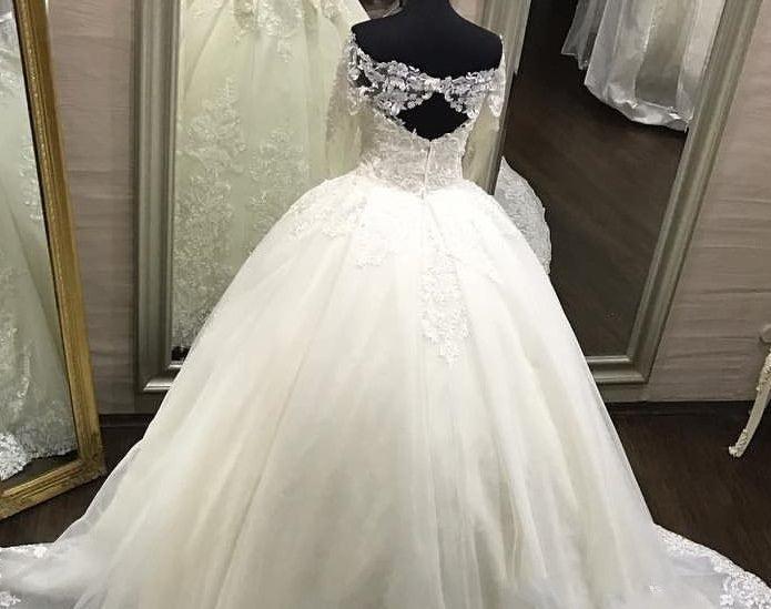 Elegant Off-the-Shoulder Long Sleeves Wedding Dresses | Tulle Appliques Bridal Gowns  with Beadings