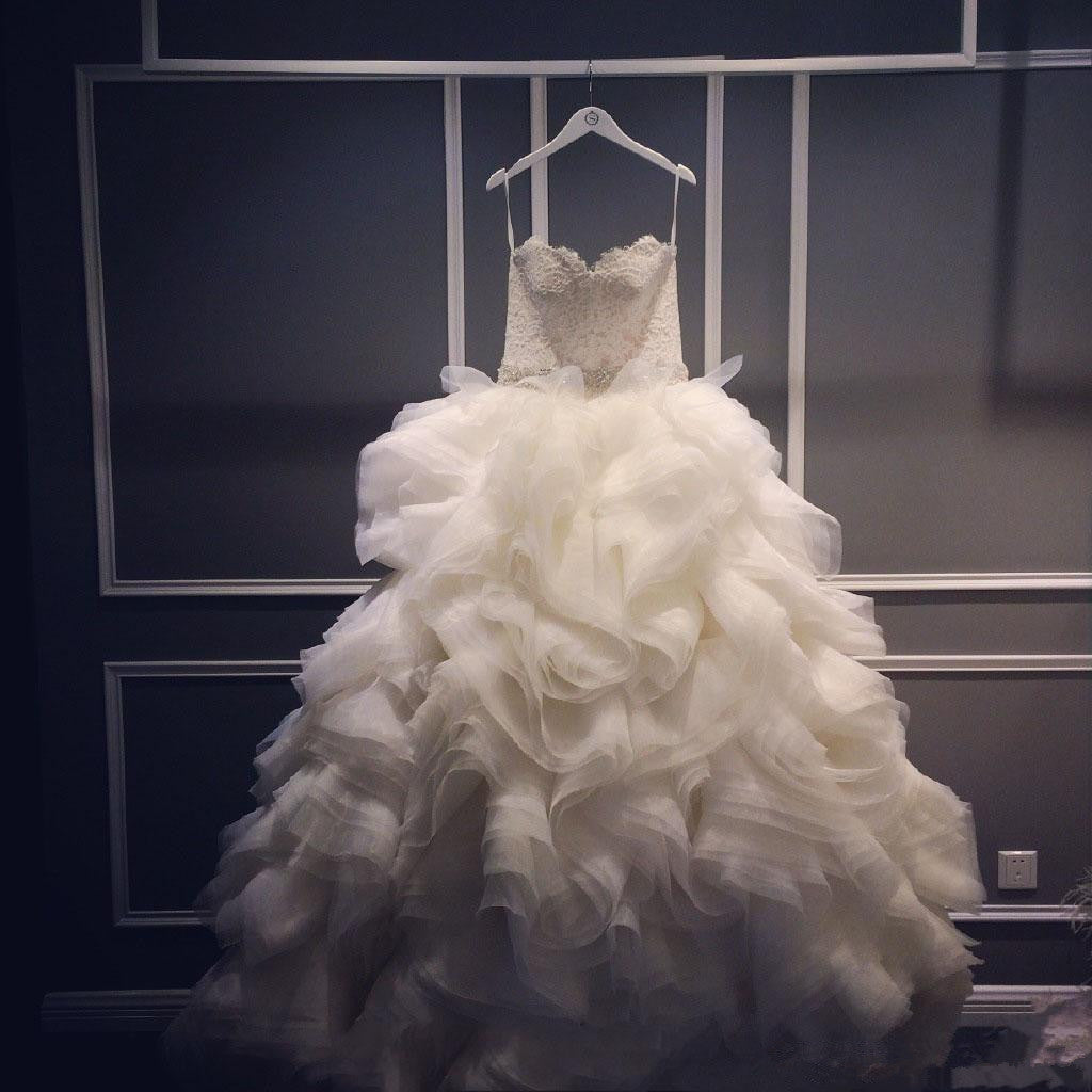 Elegant Sweetheart Ruffles Wedding Dress with Beadings Latest Court Train  Bridal Gown