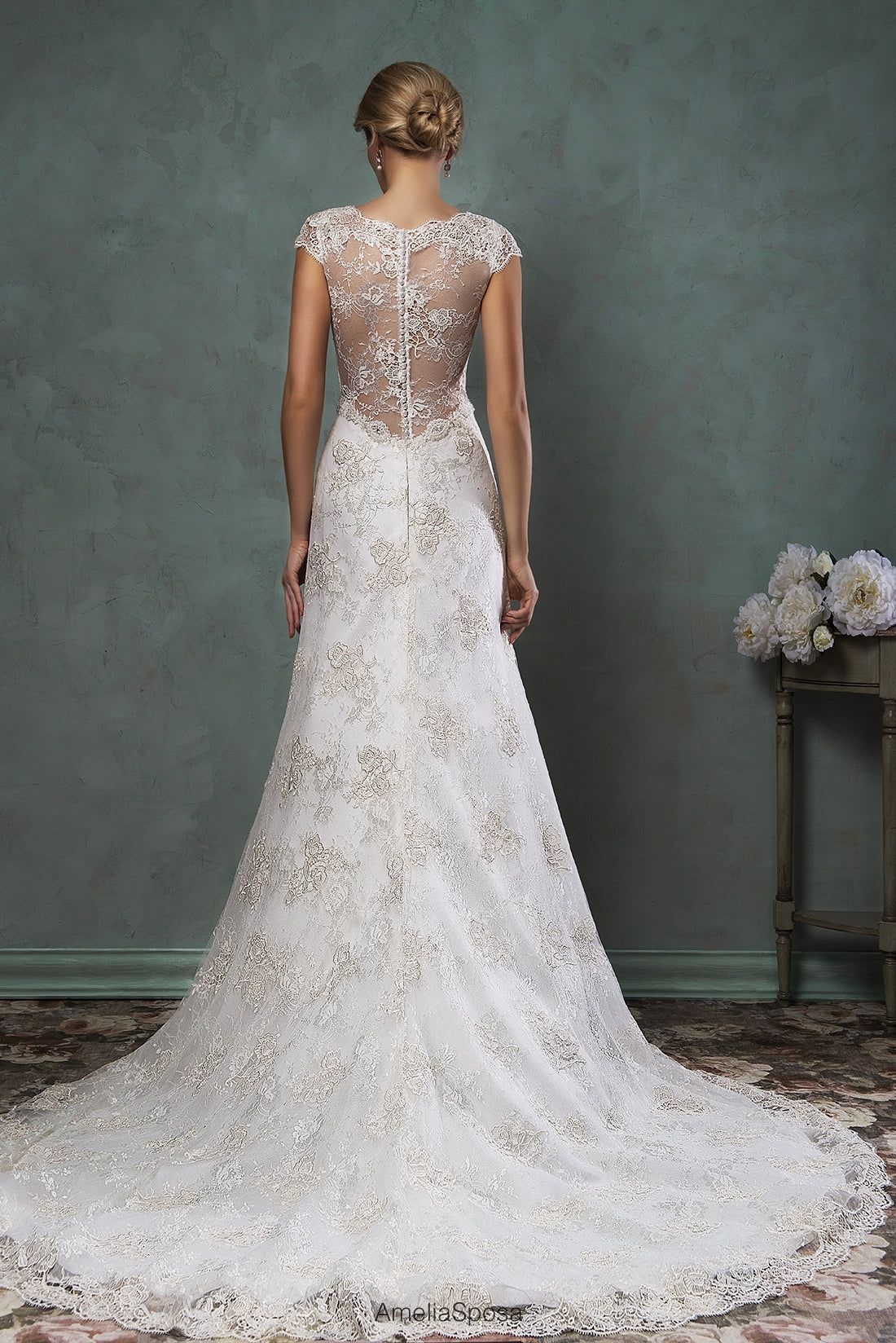 Elegant V-Neck Lace  Bridal Gown Short Sleeve Custom Made Wedding Dress