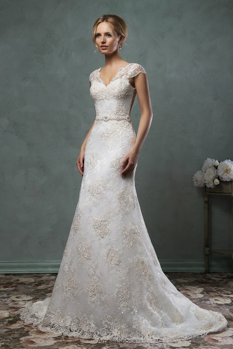 Elegant V-Neck Lace  Bridal Gown Short Sleeve Custom Made Wedding Dress