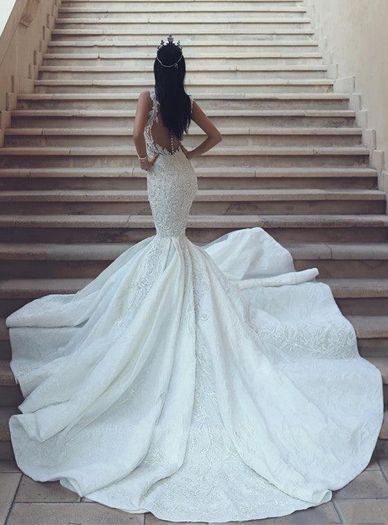 Elegant V-Neck Sleeveless Wedding Dresses | Mermaid Lace Bridal Gowns with Buttons BA9550