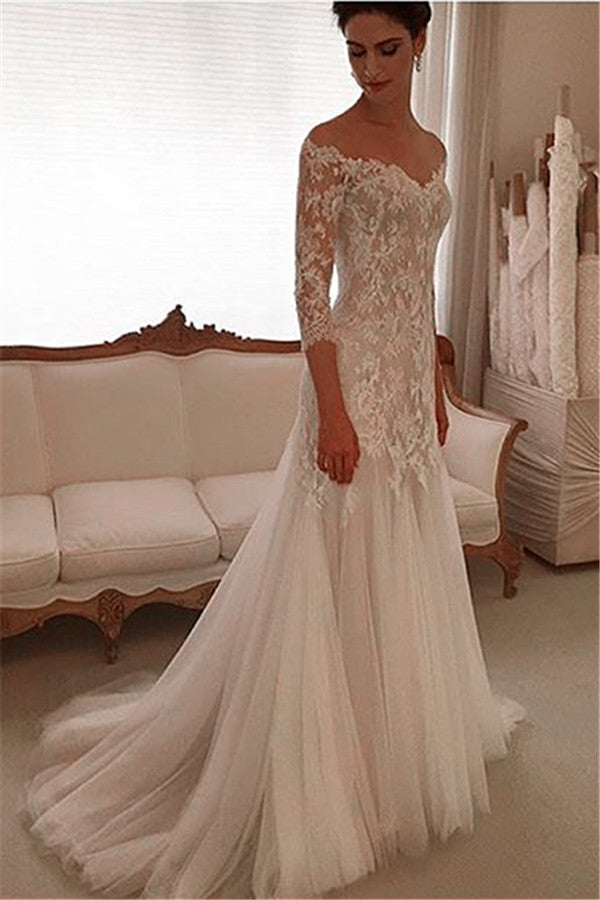Elegant V-neck Lace Wedding Dresses  3/4 Sleeves Tulle Sheath Wedding Gown