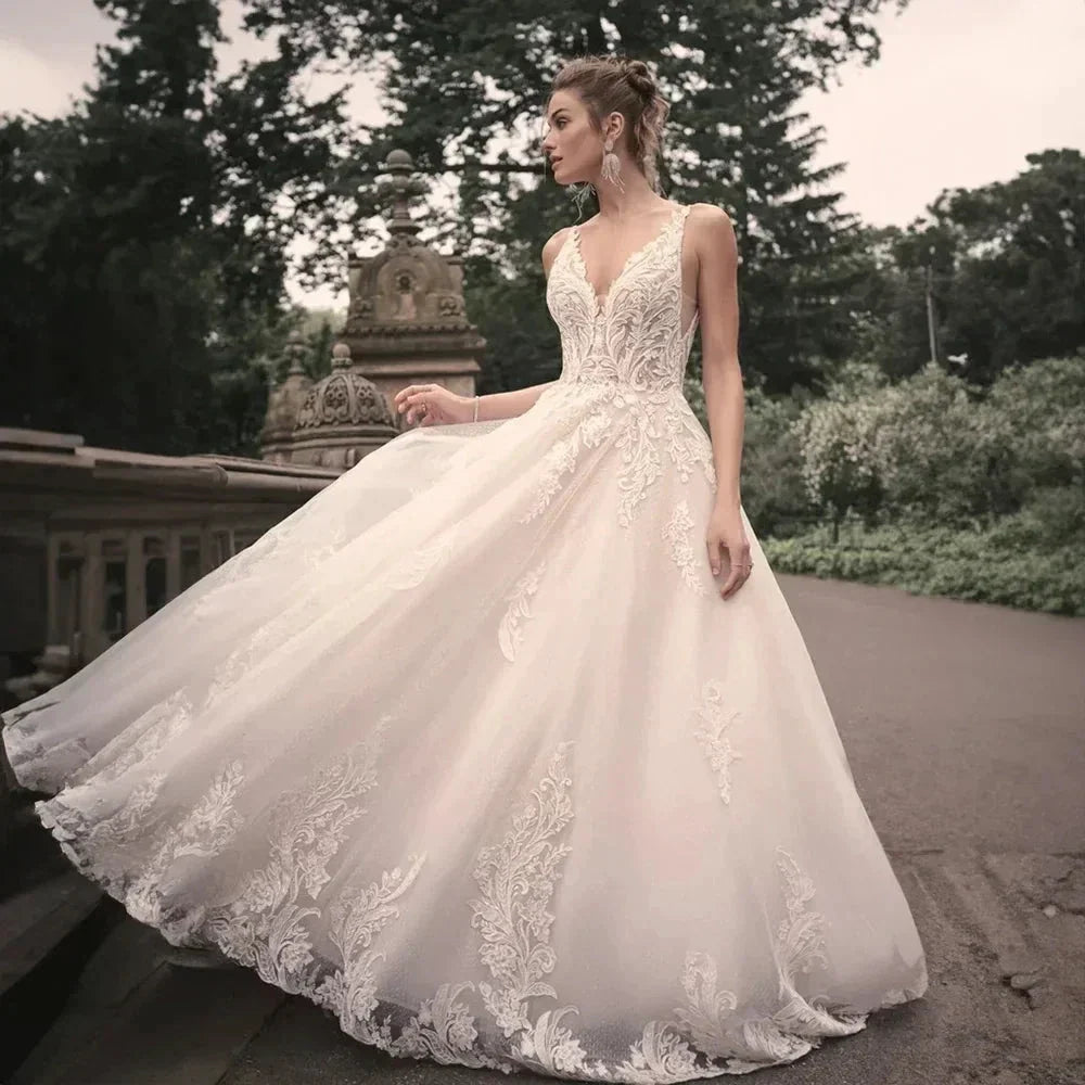 Elegant Wedding Dresses For Woman Popular Summer A-line V-Neck Sleeveless Appliques Open Back Vestidos De Novia (ZD14126)