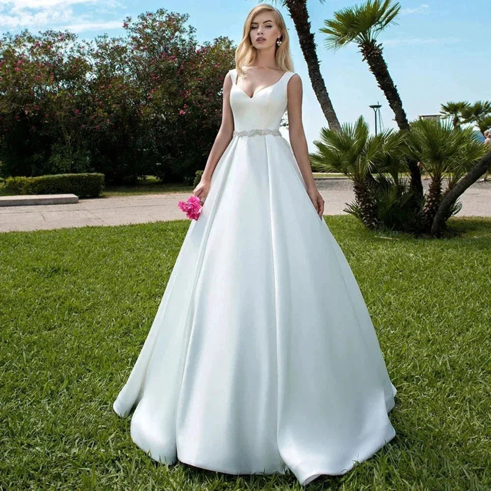 Elegant Women's Wedding Dresses V-Neck Lace Appliques Beads Belt Satin Buttons Back A-Line  2023 Vestido De Noiva Bridal Gowns (ZD13539)